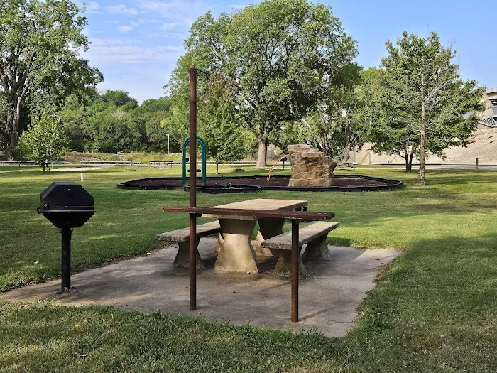 Damsite Campground Picture 8