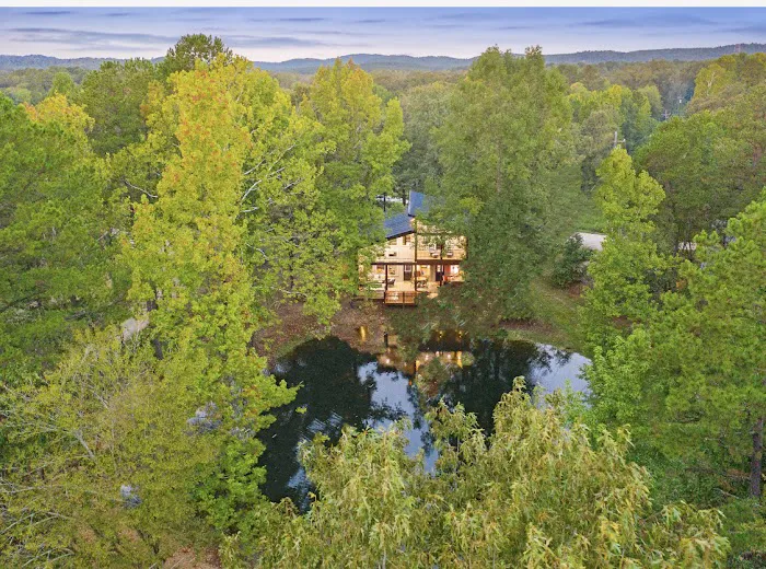 Whispering Pond Retreat Picture 9