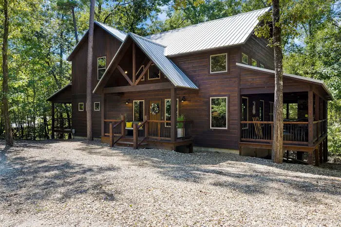 Turn the Page Cabin Picture 10