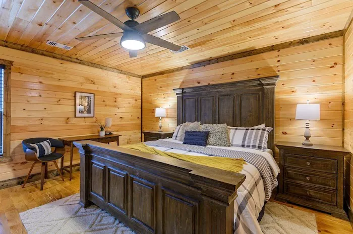 Turn the Page Cabin Picture 2