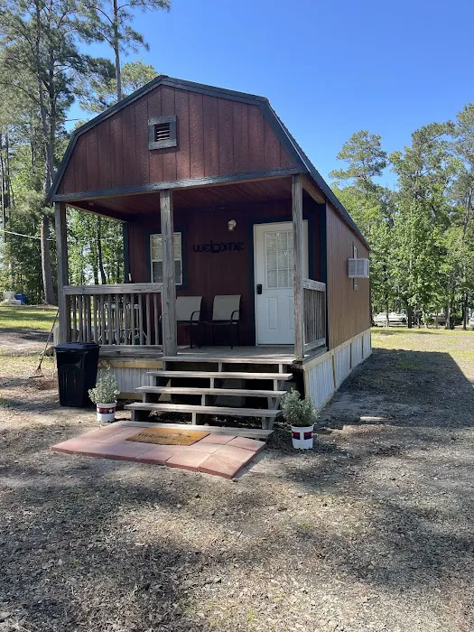 Reel Em in Cabins Picture 7