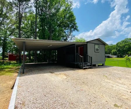 HWY 147 Bass Cabins & RV Hookups