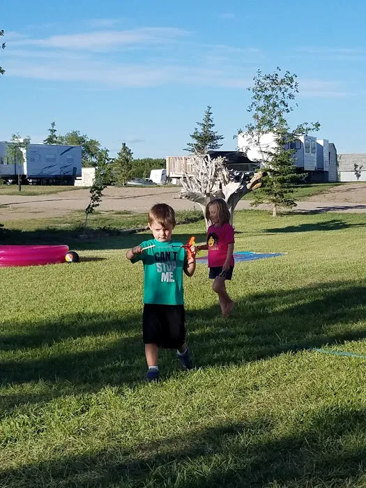 Tolna Bay Campground Picture 2