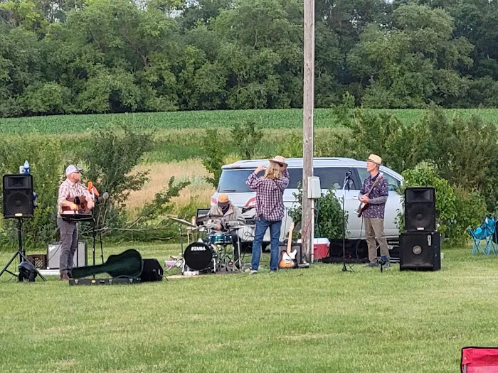 Northern Lakeview Campground Picture 10