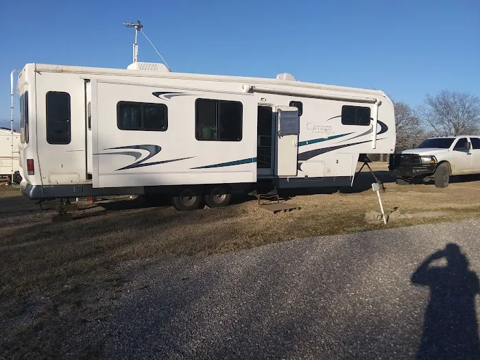RC'S Campground & Quick Stop Picture 7