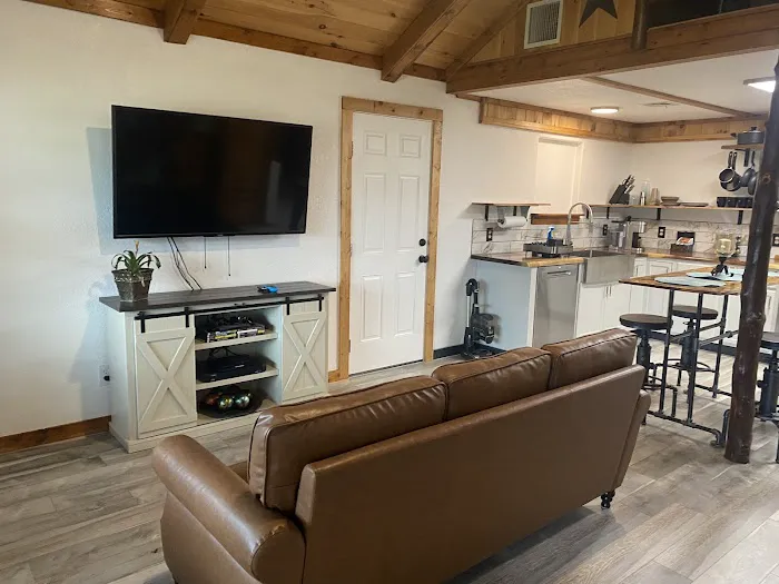 Rustic Ranch Cabin Picture 1