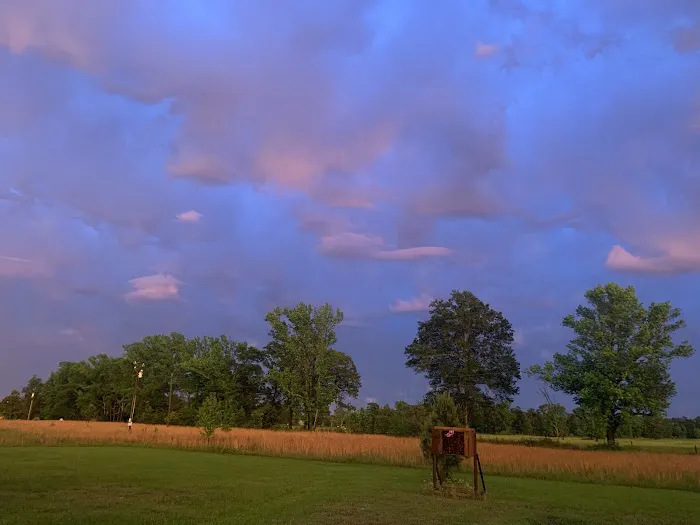 Trailerhood At Sumrall Farm Picture 1