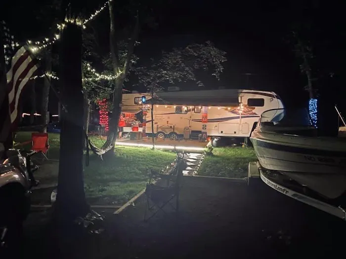 Lakeside Haven Campground Picture 2