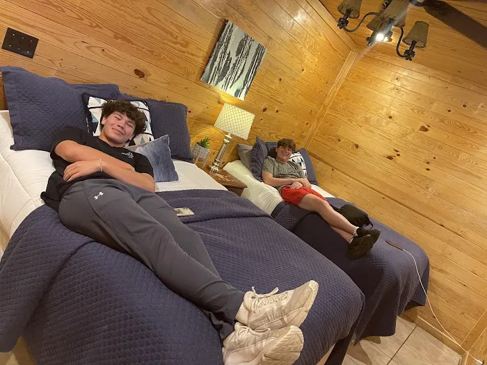 Southern Lights Cabin Picture 3