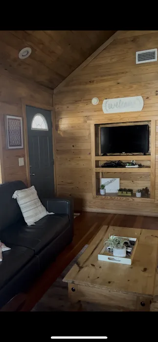 Juniper Hill Cabin Picture 3