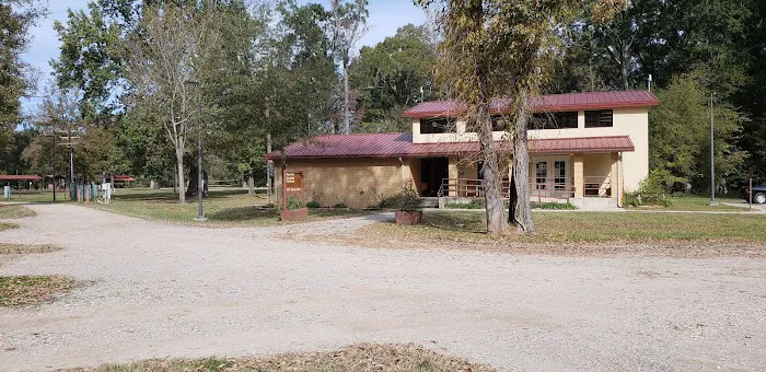 Barksdale AFB FamCamp Picture 7