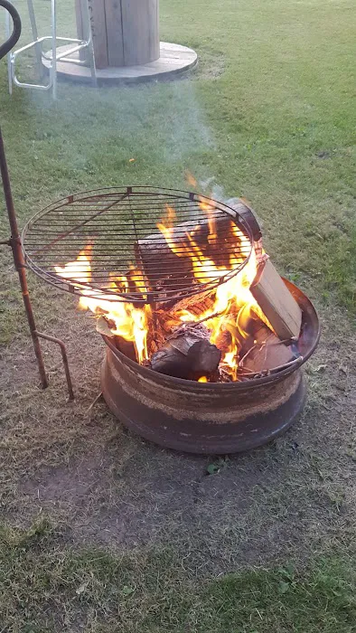 Smokey's Campground Picture 7