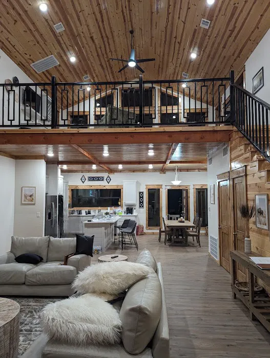 Big Sky Lodge Picture 1