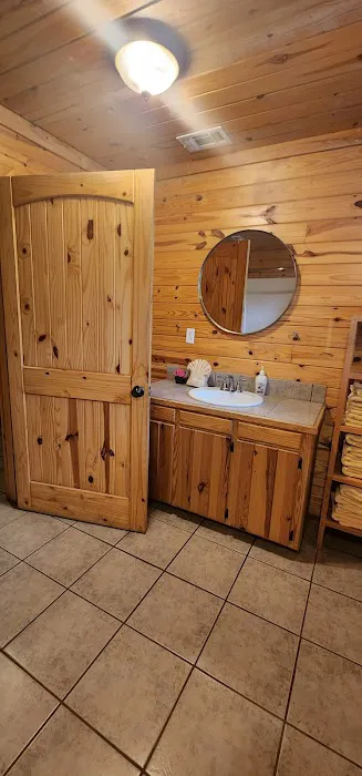 Hank's Place Picture 7