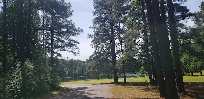 Hilltop Campgrounds Picture 3