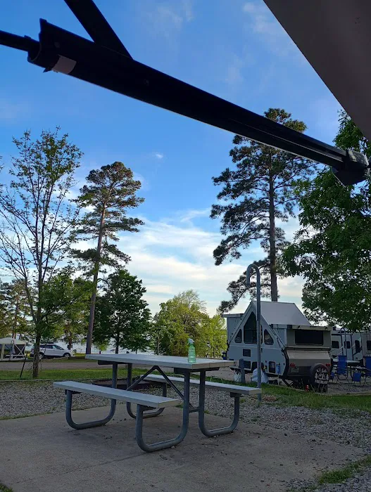Johnson Creek Campground - GROUP camp area Picture 4