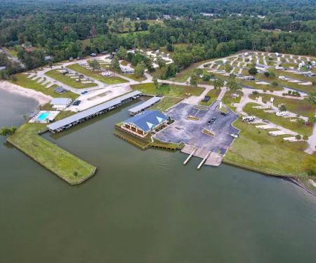 On The Lake RV and Cabin Resort