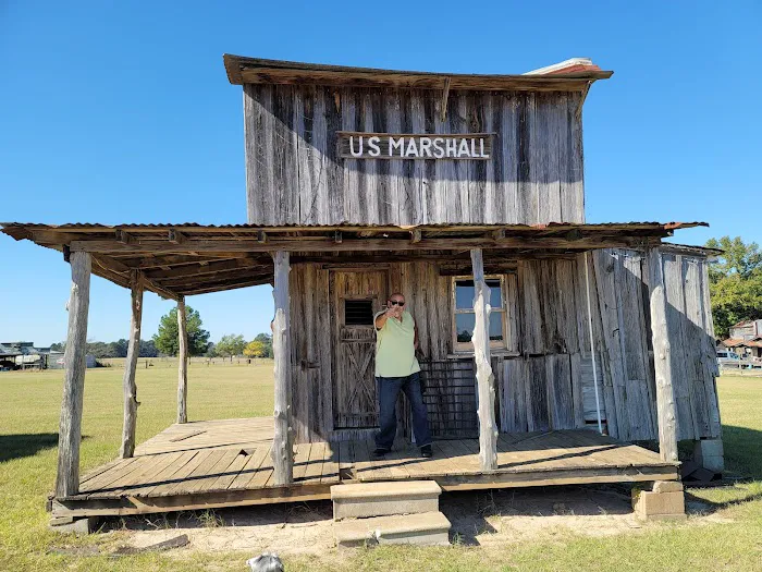 Salmon Lake Park Picture 3