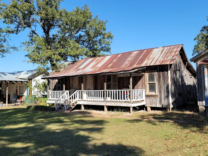 Salmon Lake Park Picture 4