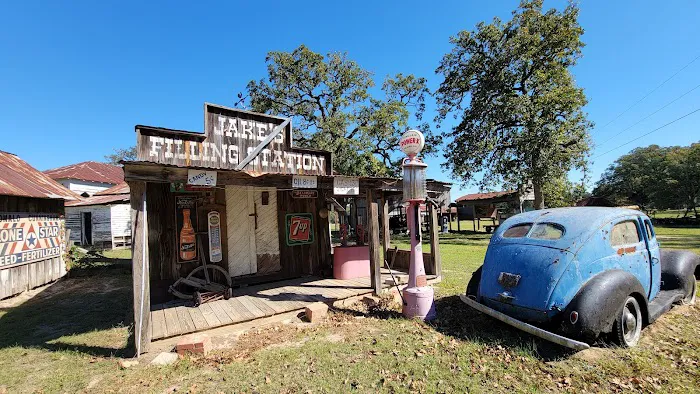 Salmon Lake Park Picture 6