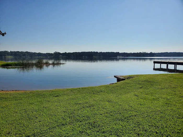 The Boulders at Lake Tyler Picture 3