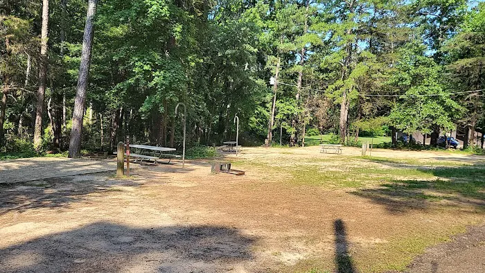 Cedar Ridge Campground Picture 5