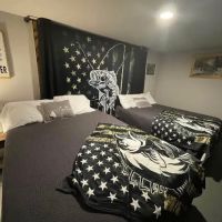 Lil o aces , Creekside Bunkhouse & Campground ico