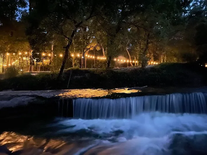 Lil o aces , Creekside Bunkhouse & Campground Picture 9