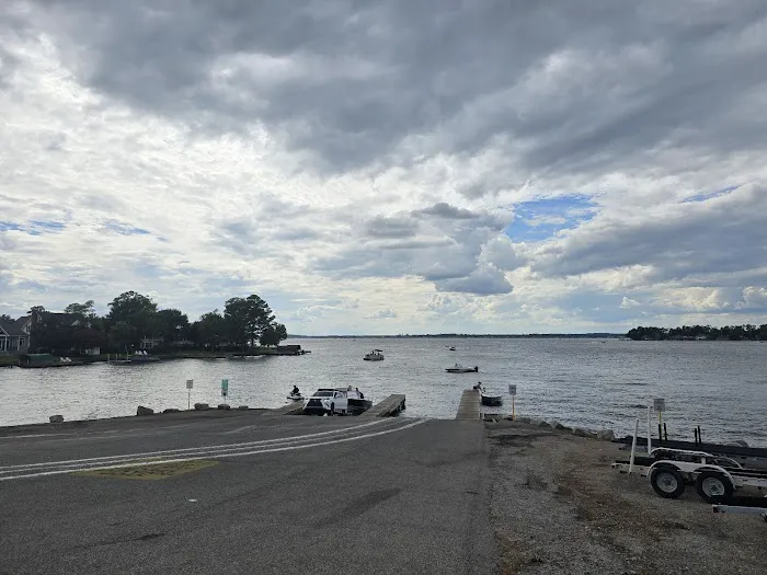 Lake Conroe Picture 4