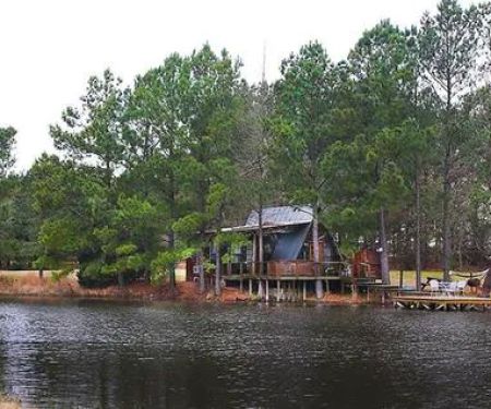 Bluegill lake cabins