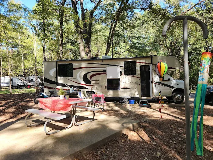 Cherokee Trace Camping Area, Water and Electric Sites Picture 8