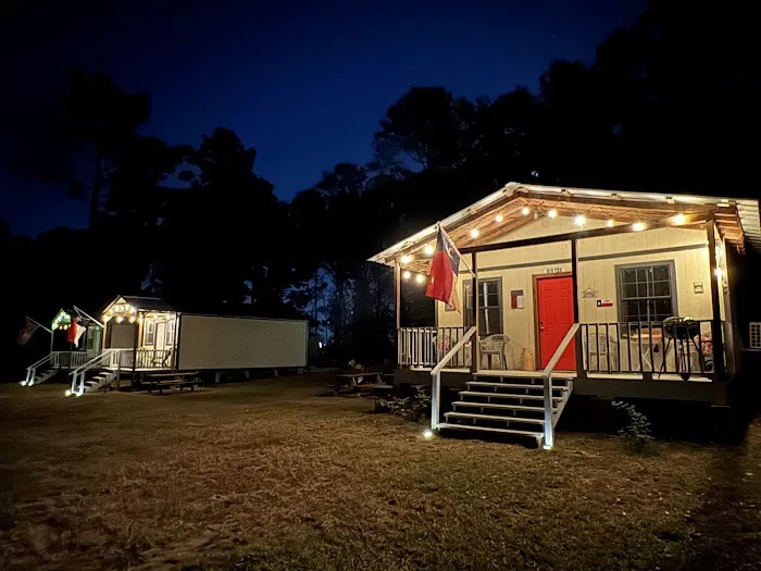 Outpost 203 - Camp & Glamp Picture 4