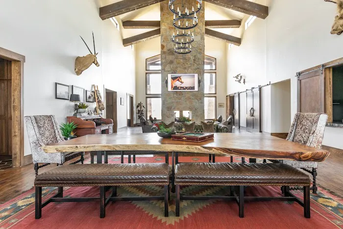 The Lodge @ Stuart Ranch Picture 3