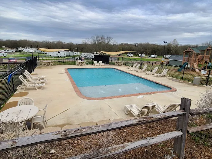 Canton KOA Holiday Picture 4