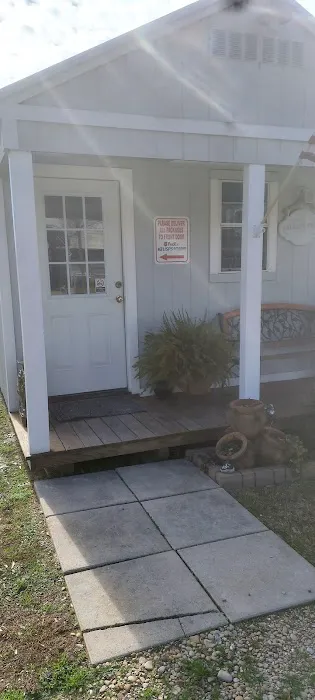 Charlies Place RV park Picture 6