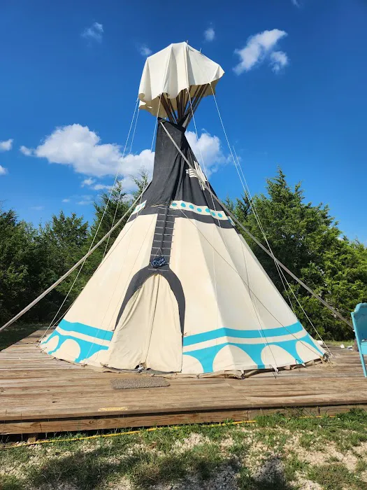 The Arrowhead Tipi Resort Picture 2