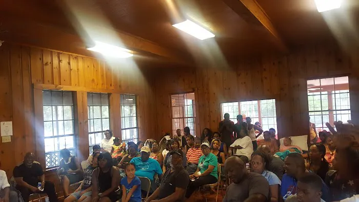 Lodge Camp Picture 8