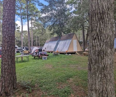 Grizzly Pines - Gay Campground