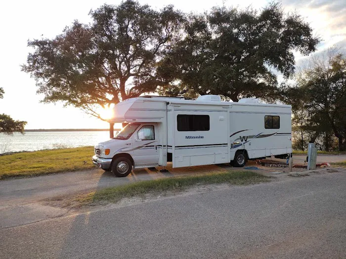 Airport Park Campgrounds Picture 4