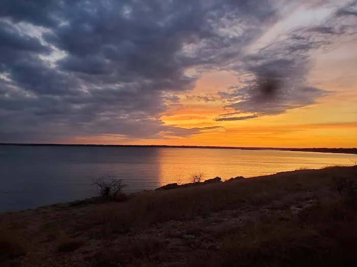 Lake Whitney Camping Resort Ramp Cabin 2 Picture 1