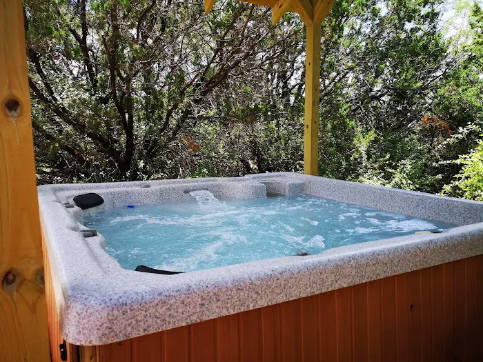 City Escapes Cabins Picture 1