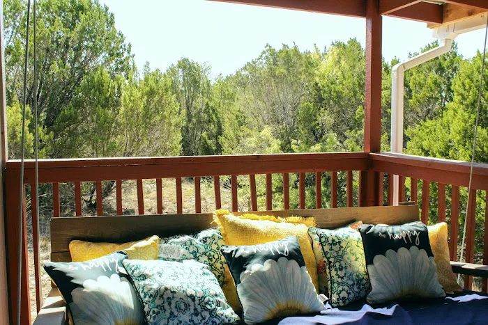 City Escapes Cabins Picture 5