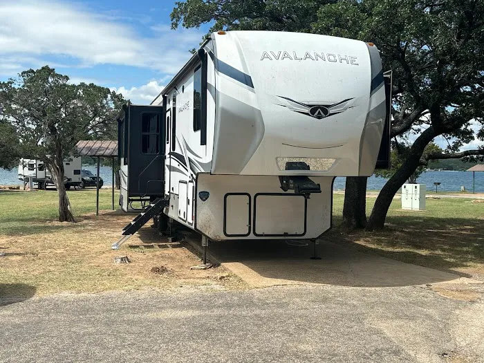 Over Yonder RV Rental Picture 6