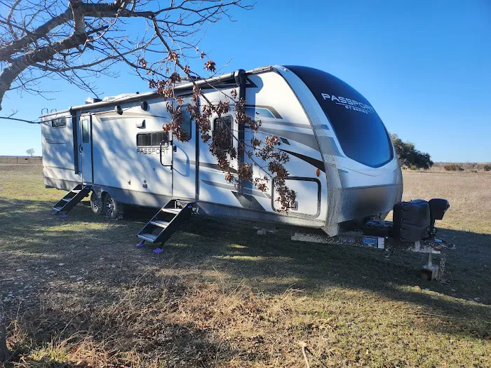 Over Yonder RV Rental Picture 10