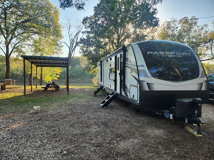Over Yonder RV Rental Picture 8