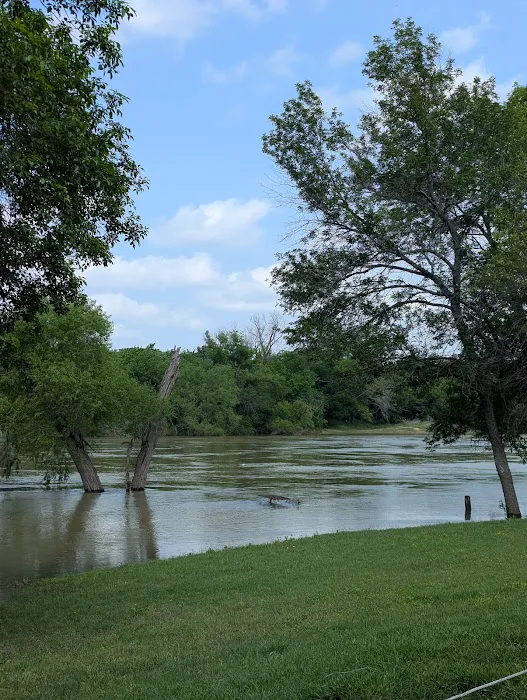Brazos River Campground Picture 6