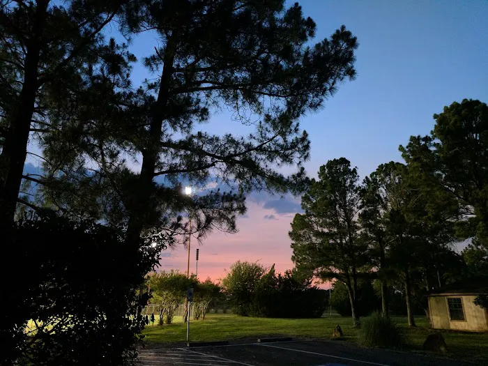 Lake Park Campground Picture 8