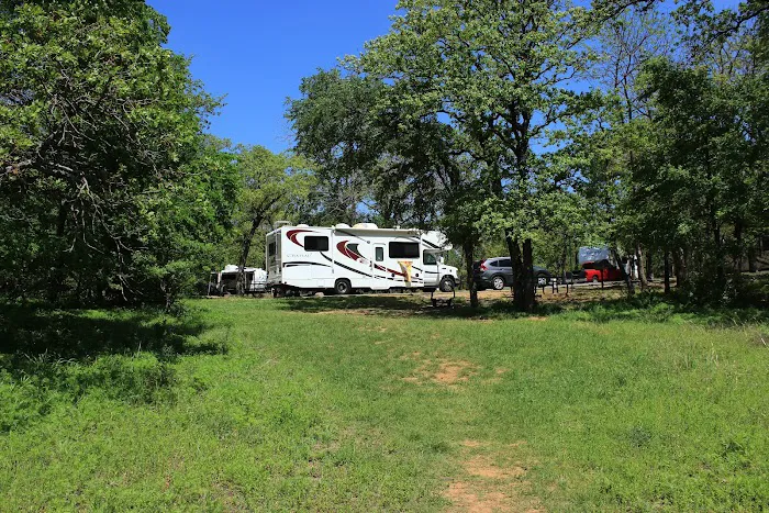 Hickory Creek COE Campground Picture 10