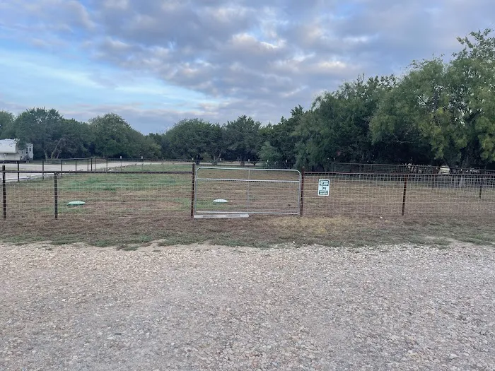 Our Friends Campground II Picture 4