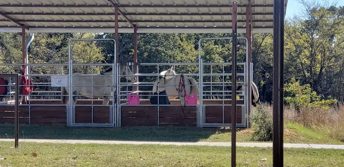 Bluestem Grove Equestrian Camping Picture 4